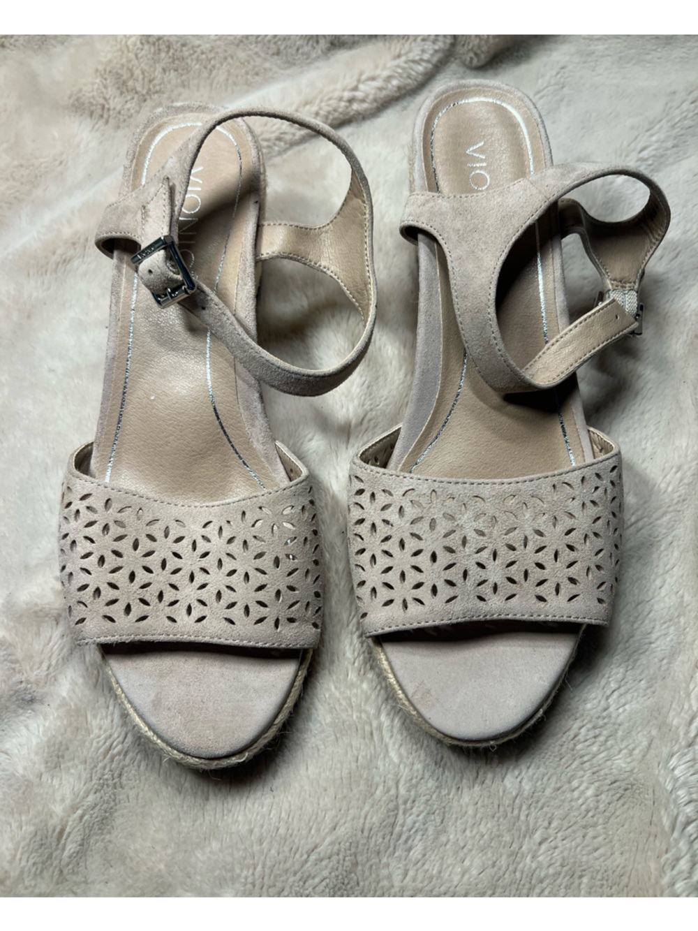 Vionic Ariel Wedge Espadrille Sandal Size 9.5